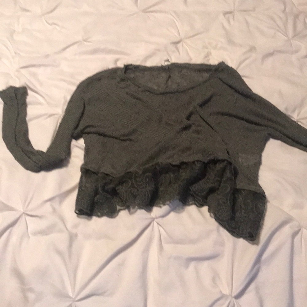 Olive green AEO sweater. Size M